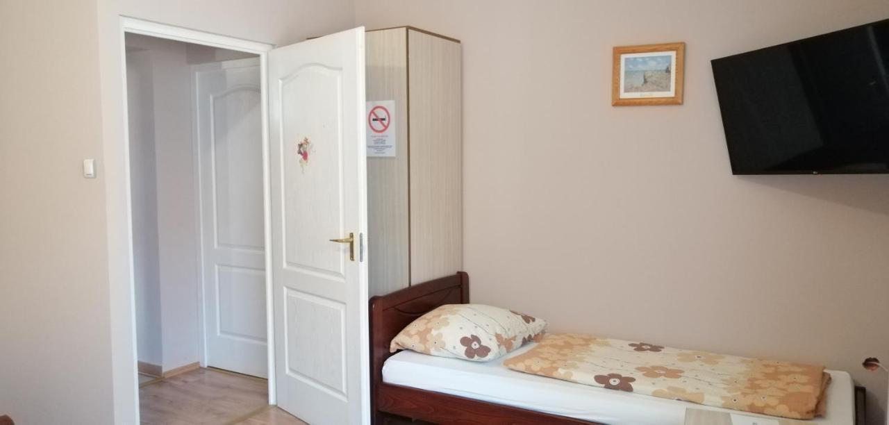 Apartament Apollo Vendeghaz Edelény Zewnętrze zdjęcie