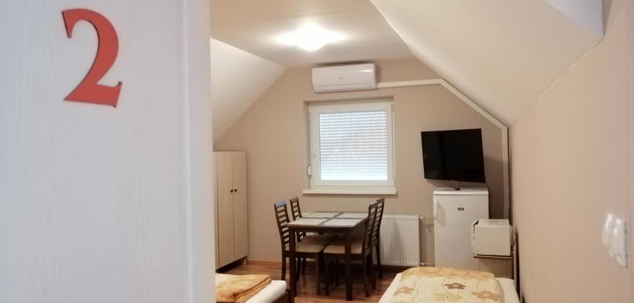 Apartament Apollo Vendeghaz Edelény Zewnętrze zdjęcie