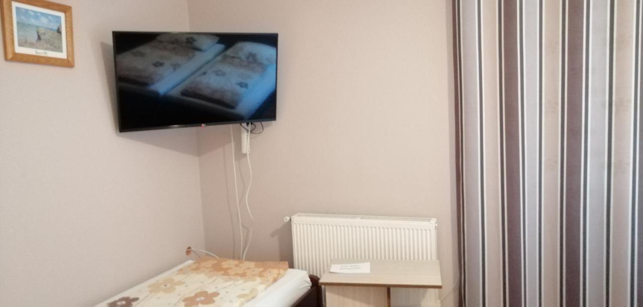 Apartament Apollo Vendeghaz Edelény Zewnętrze zdjęcie