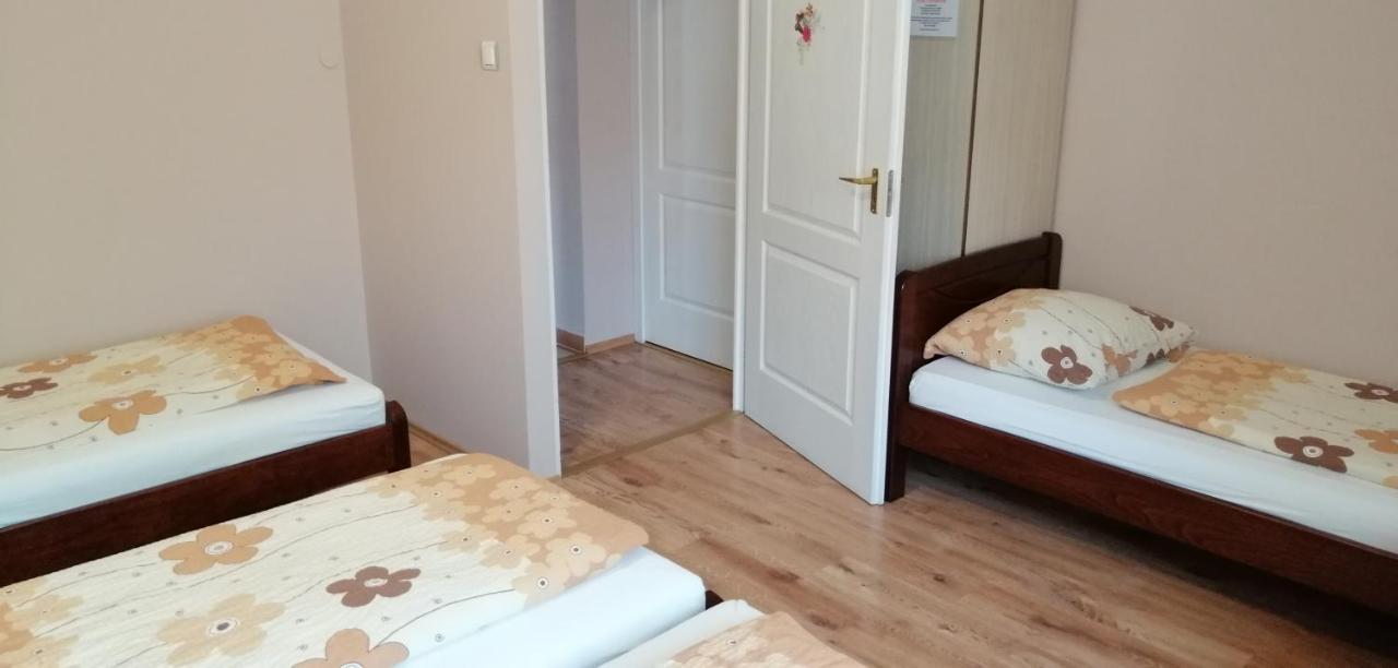 Apartament Apollo Vendeghaz Edelény Zewnętrze zdjęcie