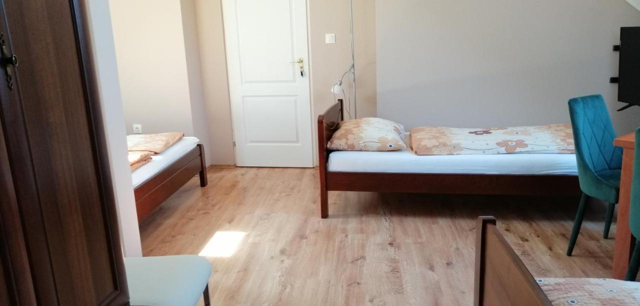 Apartament Apollo Vendeghaz Edelény Zewnętrze zdjęcie