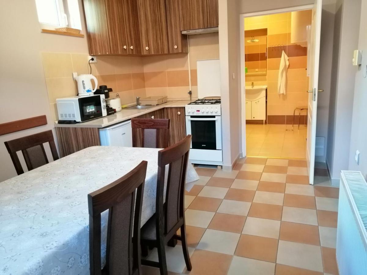 Apartament Apollo Vendeghaz Edelény Zewnętrze zdjęcie