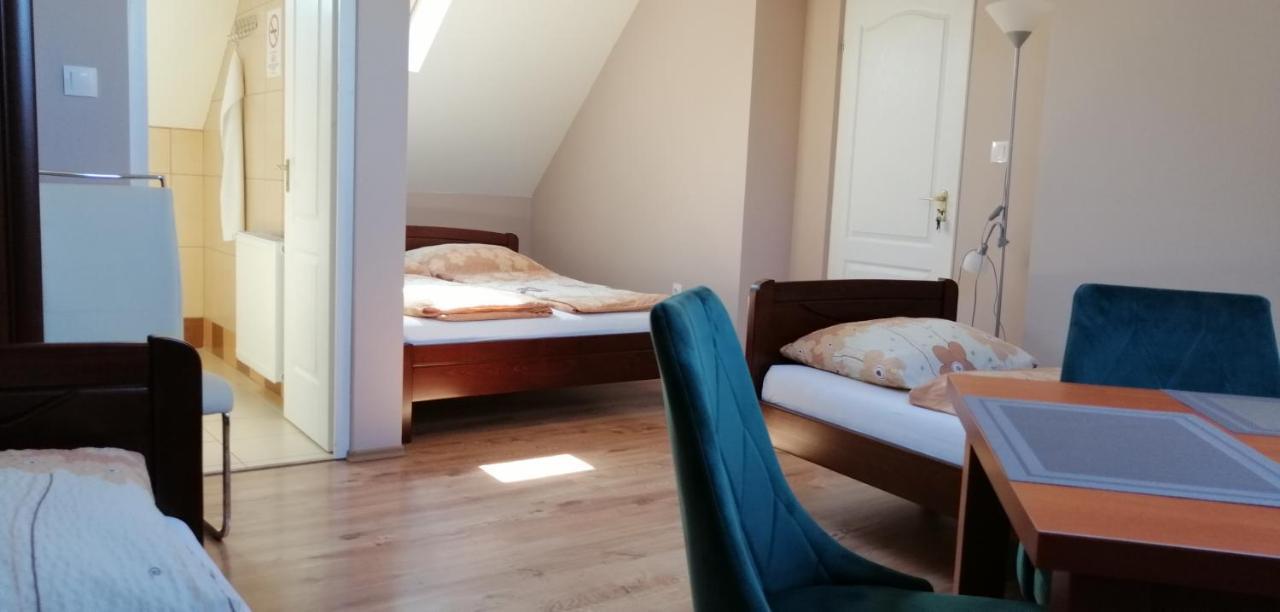 Apartament Apollo Vendeghaz Edelény Zewnętrze zdjęcie