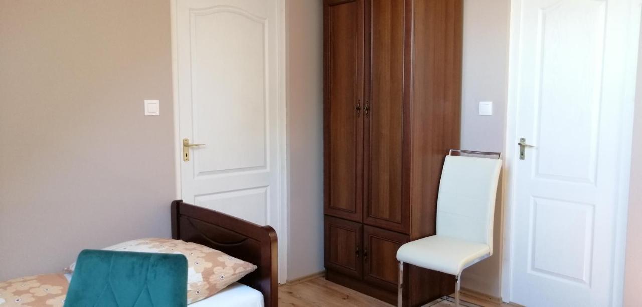 Apartament Apollo Vendeghaz Edelény Zewnętrze zdjęcie